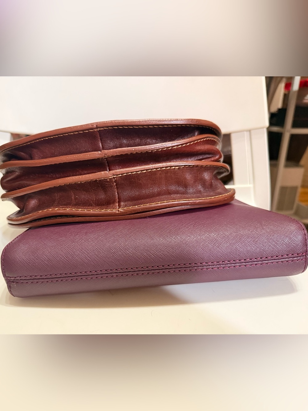 kate spade plum leather flap and Vera Pelle crossbody with gold logo set. - Picture 5 of 5